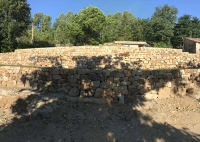 Largentière, terrasse et voûte en pierre sèche